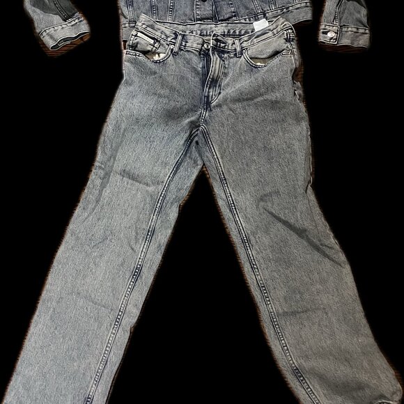 CK Female Denim Outfit (M size Jacket and 28 size trousers) - Picture 2 of 6